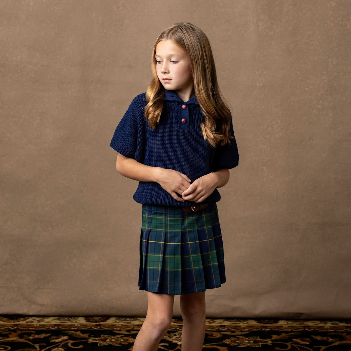Girls’ Organic Cotton Pleated Buckle Skirt – Navy Plaid