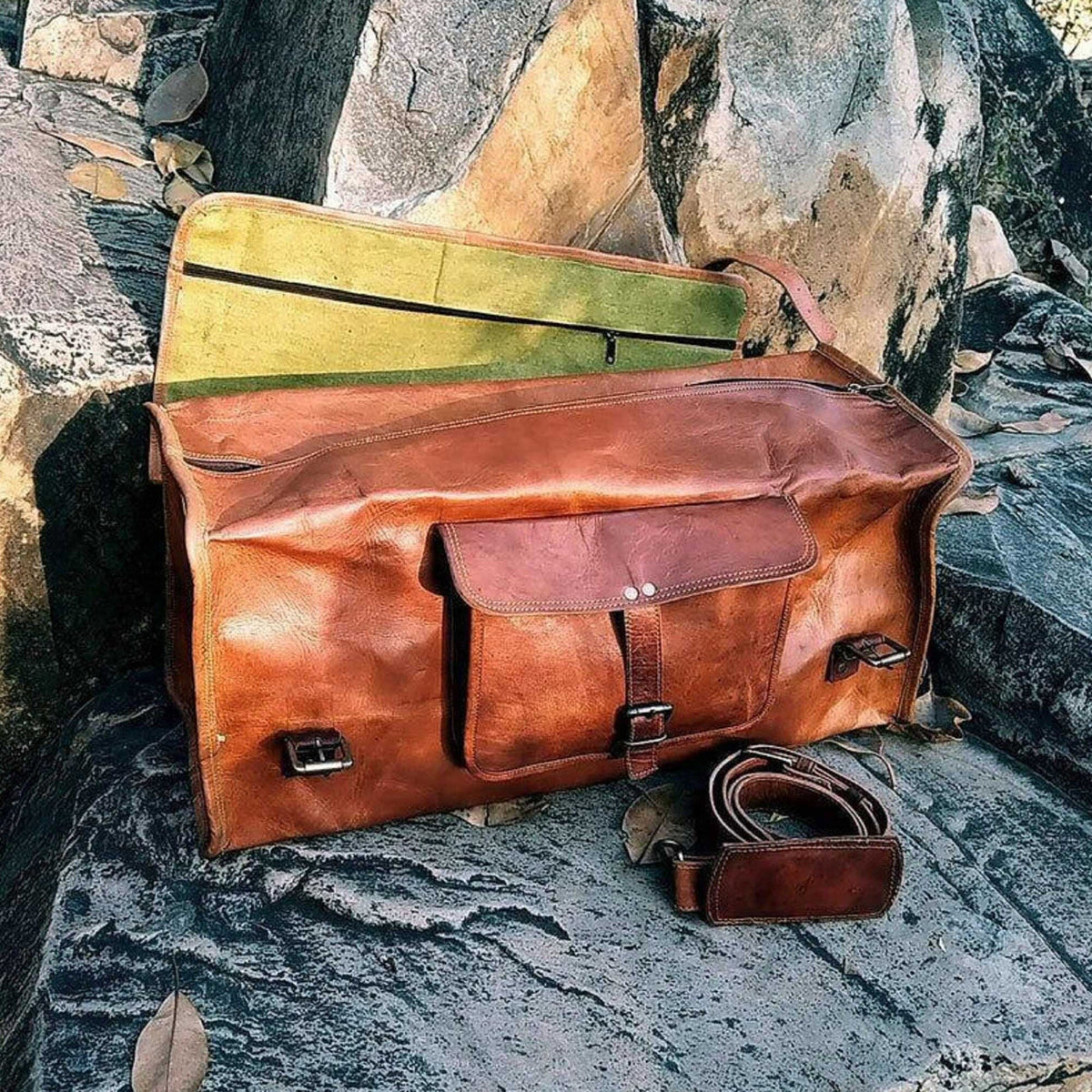 Flapster Full-Grain Leather Duffel Bag | Tan Brown