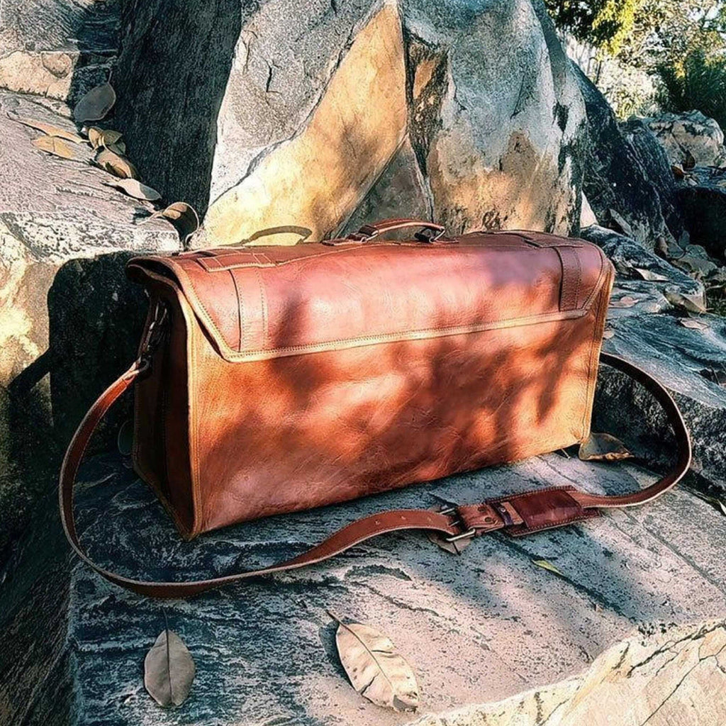 Flapster Full-Grain Leather Duffel Bag | Tan Brown