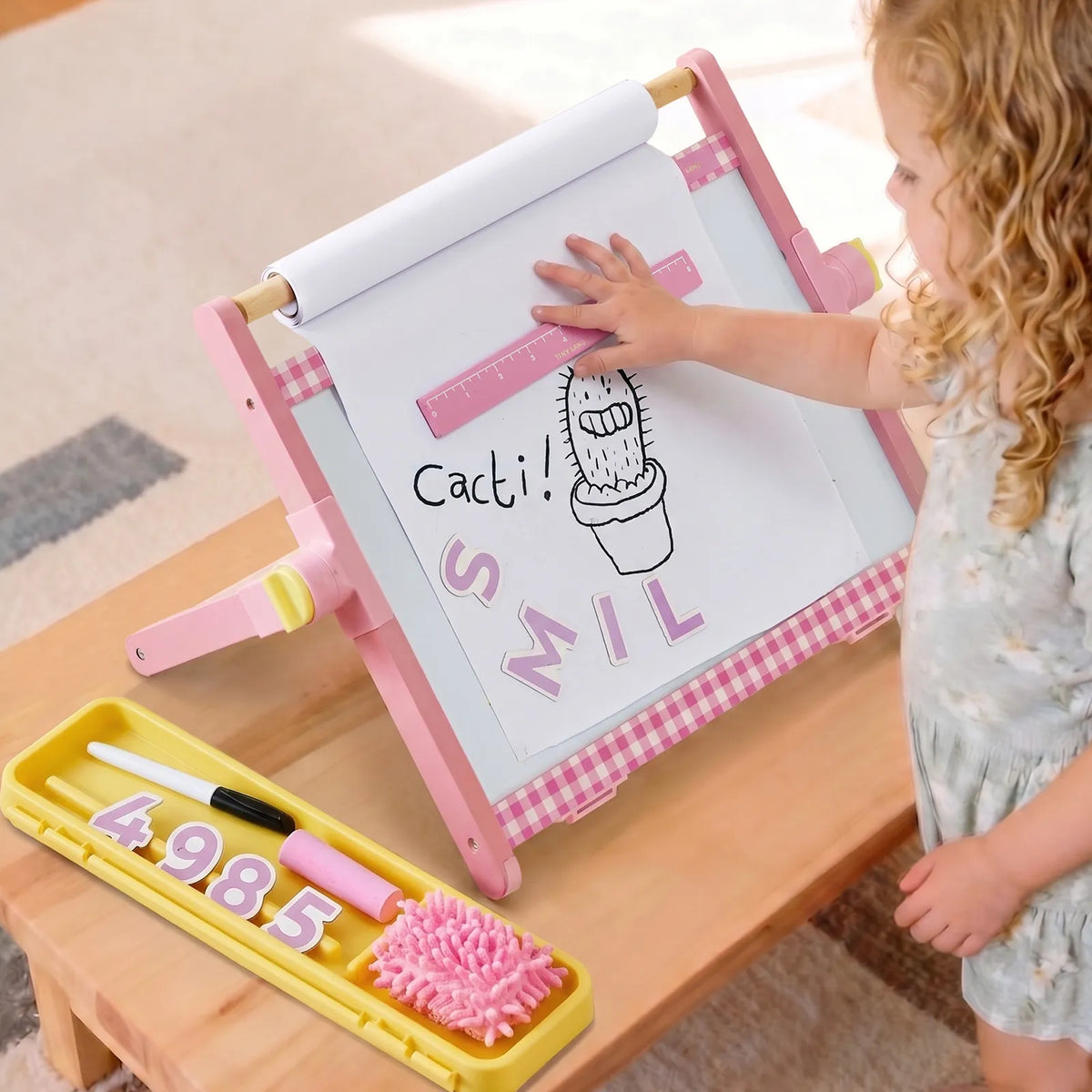 Tiny Land® 3-in-1 Magnetic Tabletop Art Easel