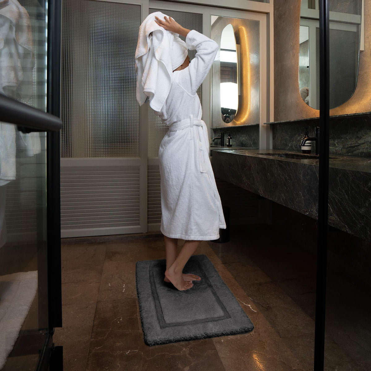 Ultraplush Bath Mat | 2500 GSM 100% Cotton, Skid-Resistant | Resort-Grade Comfort