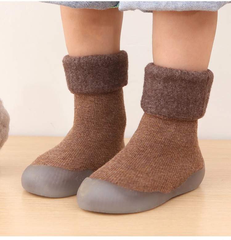 Ozznek Fleece-Lined Toddler Sock Shoes | Rubber Sole, Wide Toe Box | Winter Barefoot Shoes Ages 6M-2.5Y