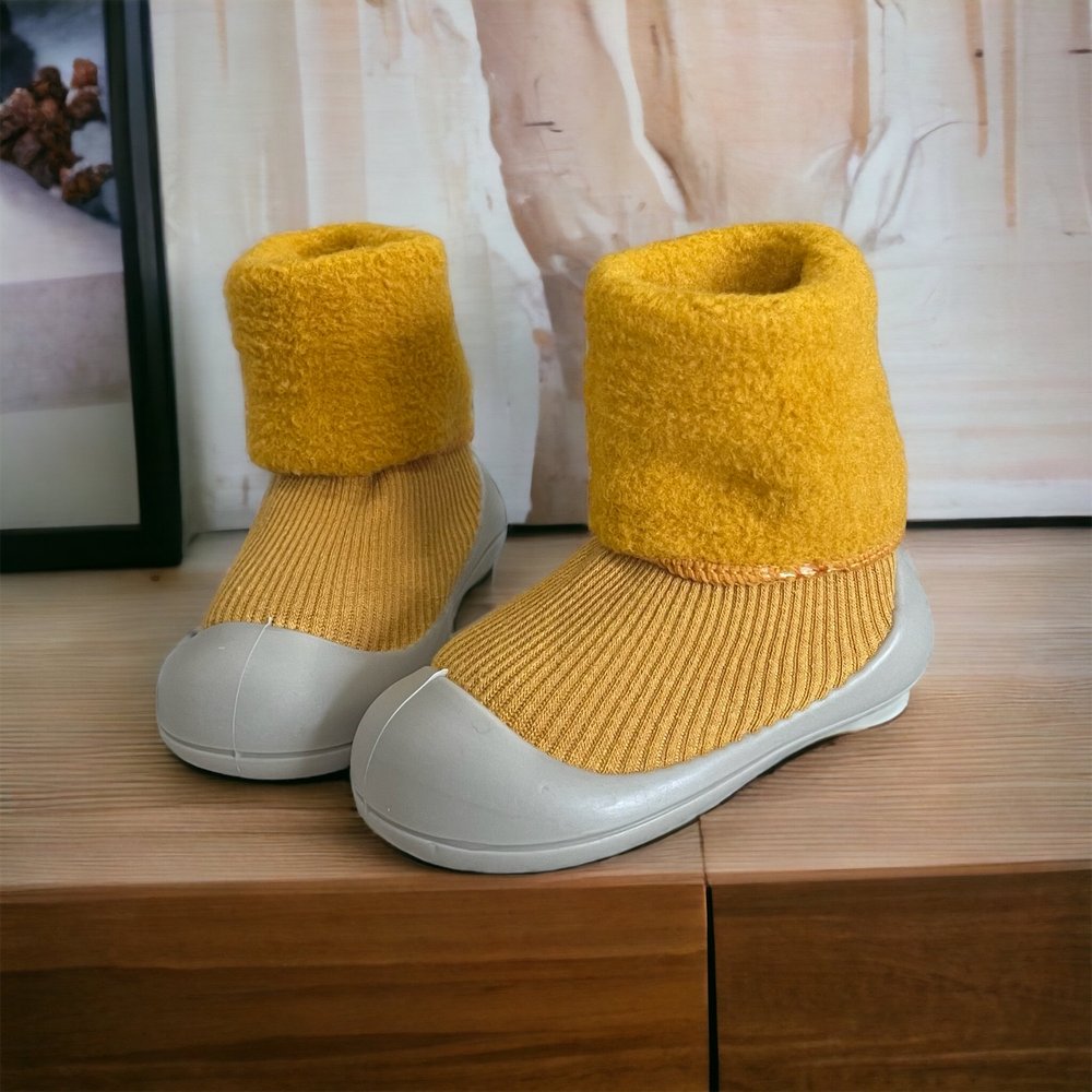 Ozznek Fleece-Lined Toddler Sock Shoes | Rubber Sole, Wide Toe Box | Winter Barefoot Shoes Ages 6M-2.5Y