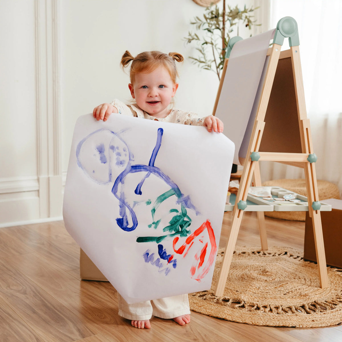 Tiny Land® Magnitales Art Easel & Paper Roll Bundle