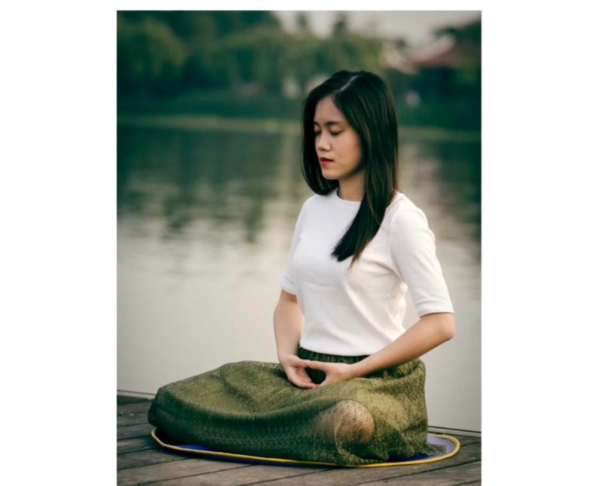 Women Batwing Tassel Knit Shawl – Crown Chakra Activation Meditation Wrap